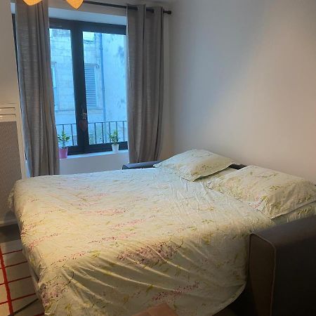 joli petit nid douillet en centre ville La Rochelle  Extérieur photo