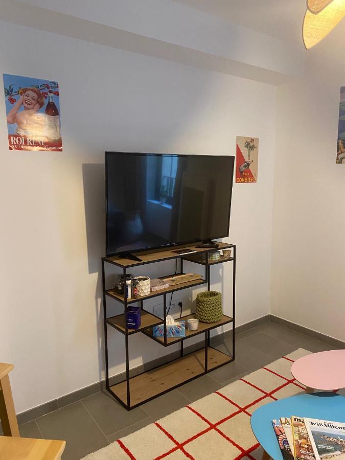 joli petit nid douillet en centre ville La Rochelle  Extérieur photo