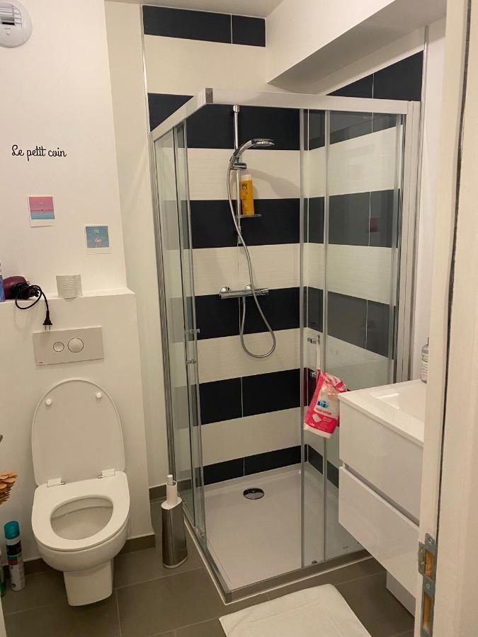 joli petit nid douillet en centre ville La Rochelle  Extérieur photo
